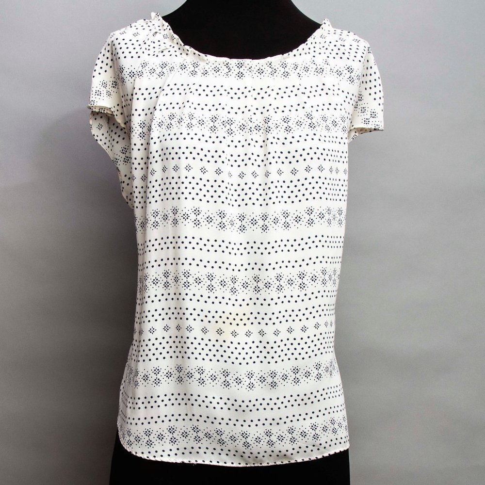 LC Pleated Scoop Neck White with Navy Dots pattern Size XL